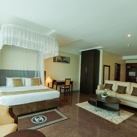 Koki Hotel Kampala Bagian luar foto