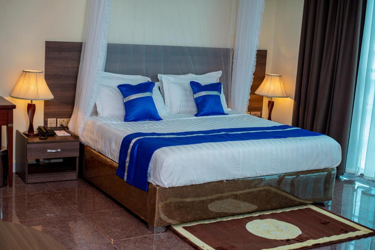Koki Hotel Kampala Bagian luar foto