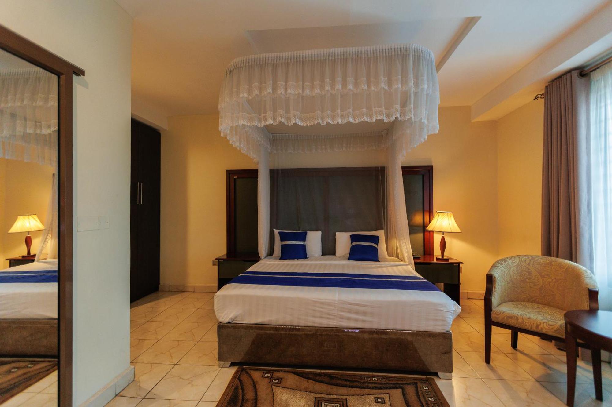 Koki Hotel Kampala Bagian luar foto
