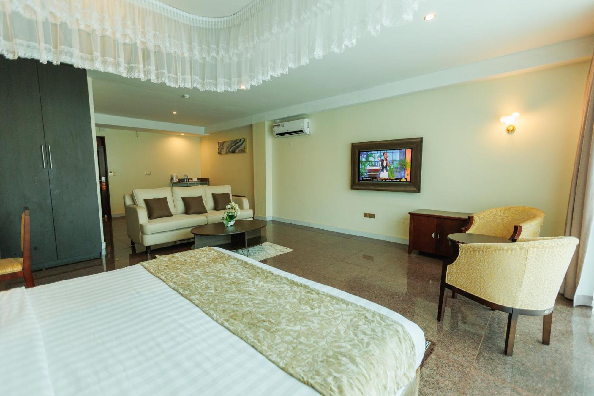 Koki Hotel Kampala Bagian luar foto