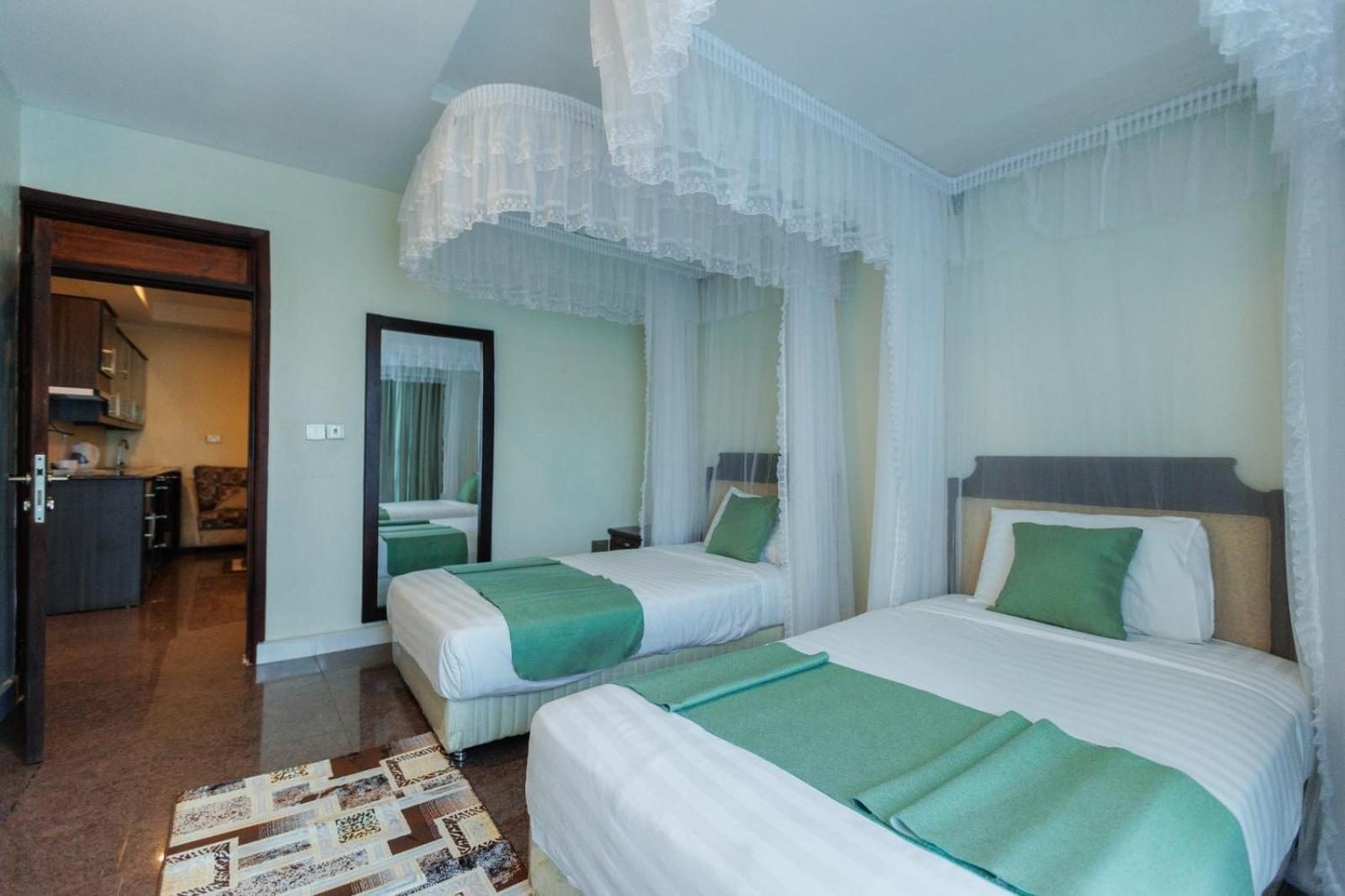 Koki Hotel Kampala Bagian luar foto
