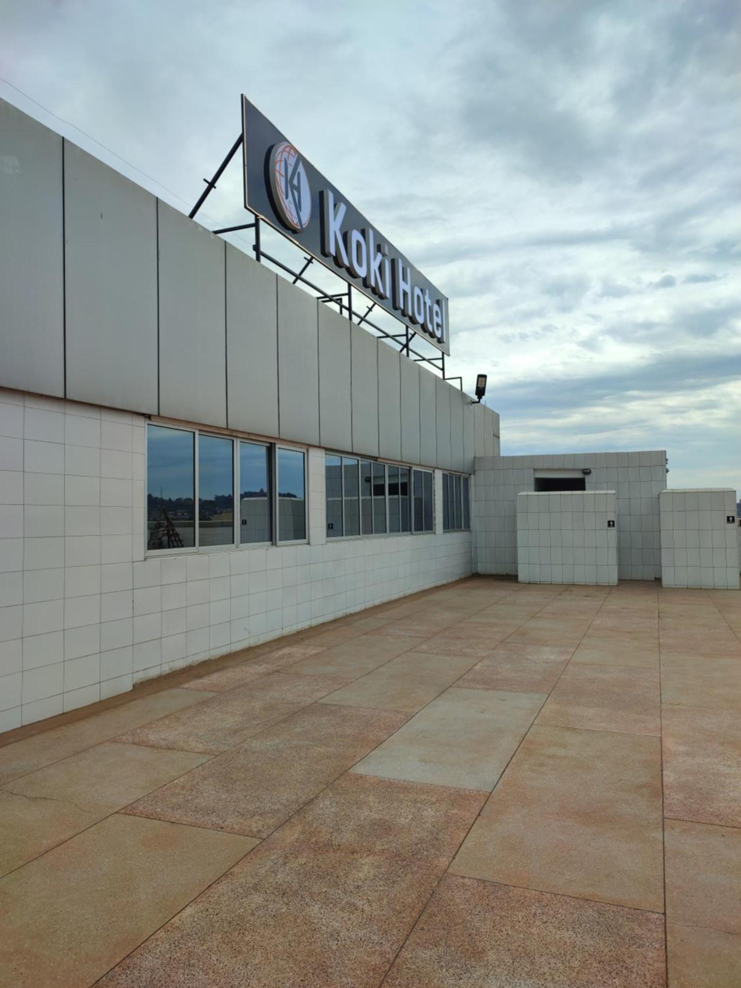 Koki Hotel Kampala Bagian luar foto