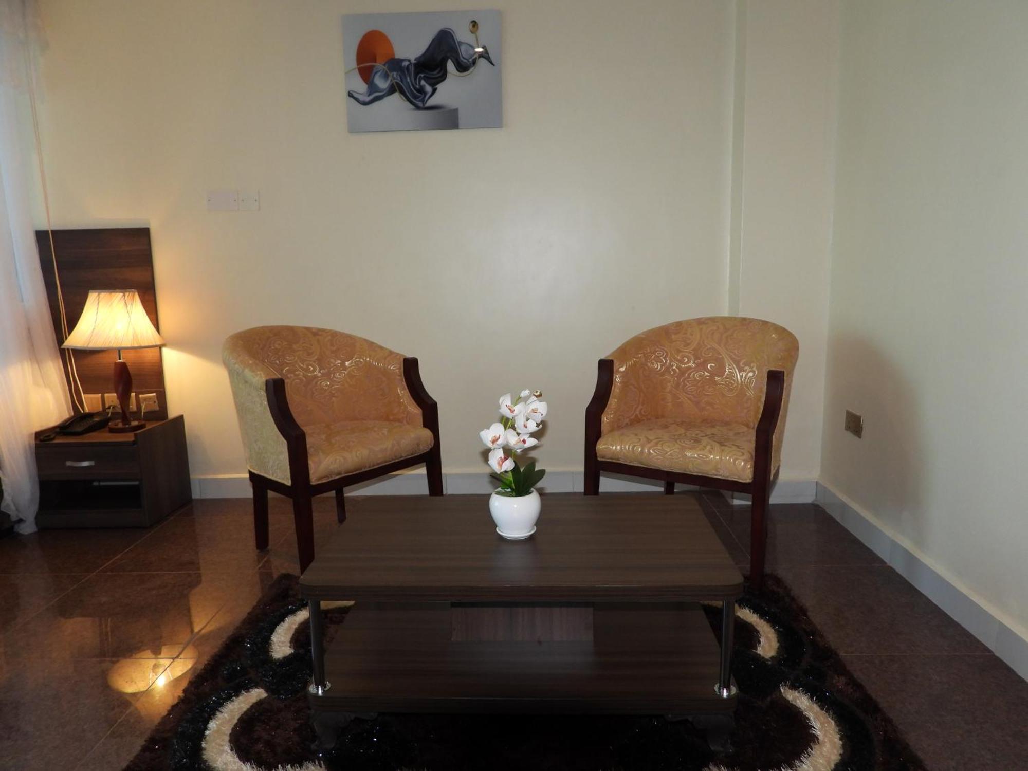 Koki Hotel Kampala Bagian luar foto